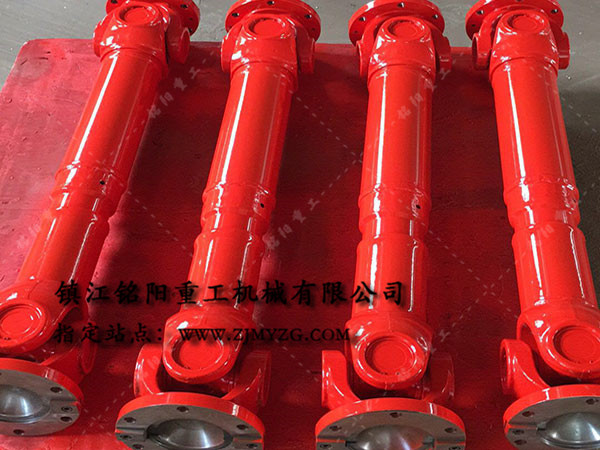 新式整體叉頭式萬向聯(lián)軸器是冶金、軋鋼等機械設(shè)備的優(yōu)選傳動件-萬向聯(lián)軸器
